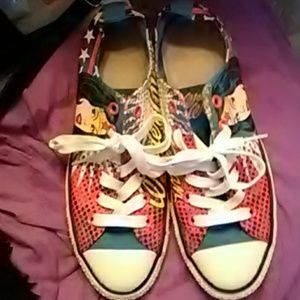 Converse All Star Wonder Woman Sneakers.Pre-Owned.